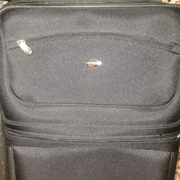 Luggage Set 3 cases MINT condition Pierre Cardin Premium Soft side Lightweight - Picture 15 of 16